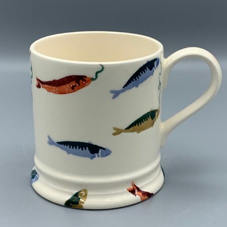 1 pint mug Fishing