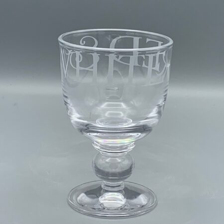 Small Wine Glass Black Toast