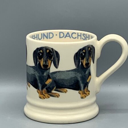 1/2 Pint Mug Black & Tan Dachshund