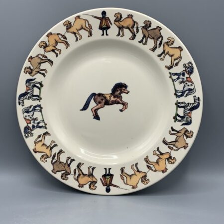 8 1/2 Inch Plate National Trust Victorian Nursery tweedehands top