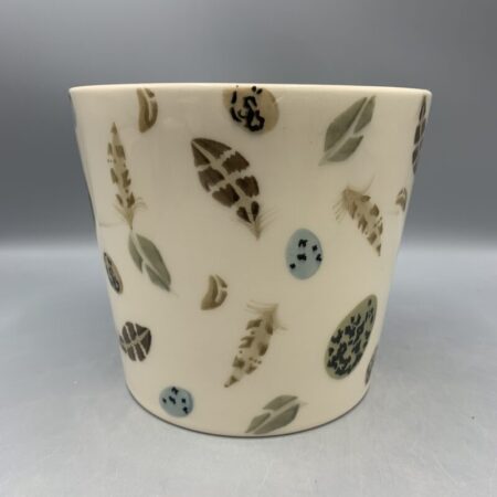 Medium Plant Pot Egg & Feather