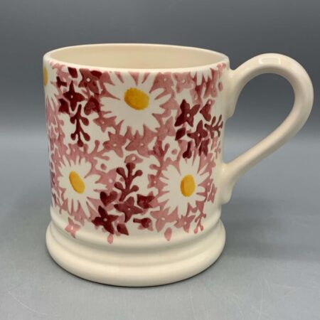 1/2 Pint Mug Pink Daisy Fields