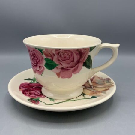 Large Teacup & Saucer Roses