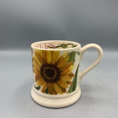 1/2 Pint Mug Sunflowers