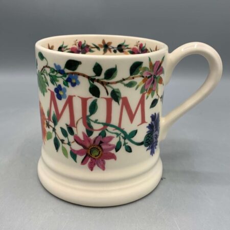 1/2 Pint Mug Garden Flowers Mum