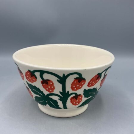 Small Old Bowl Raspberries