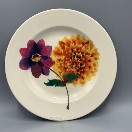 6 1/2 Inch plate Garden Flowers