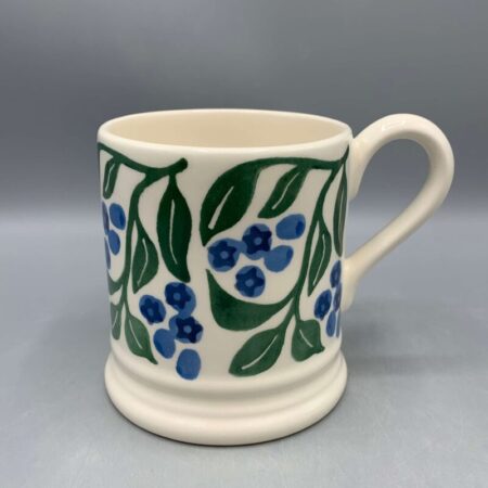 1/2 Pint Mug Blueberries