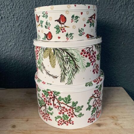 Set Of 3 Round Cake Tins Hawthorn Berries